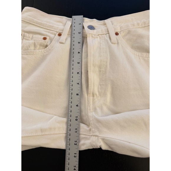 Levi's 501 Original Fit Jeans Womens 26x31 White Button-Fly Raw Hem Denim - Picture 11 of 12